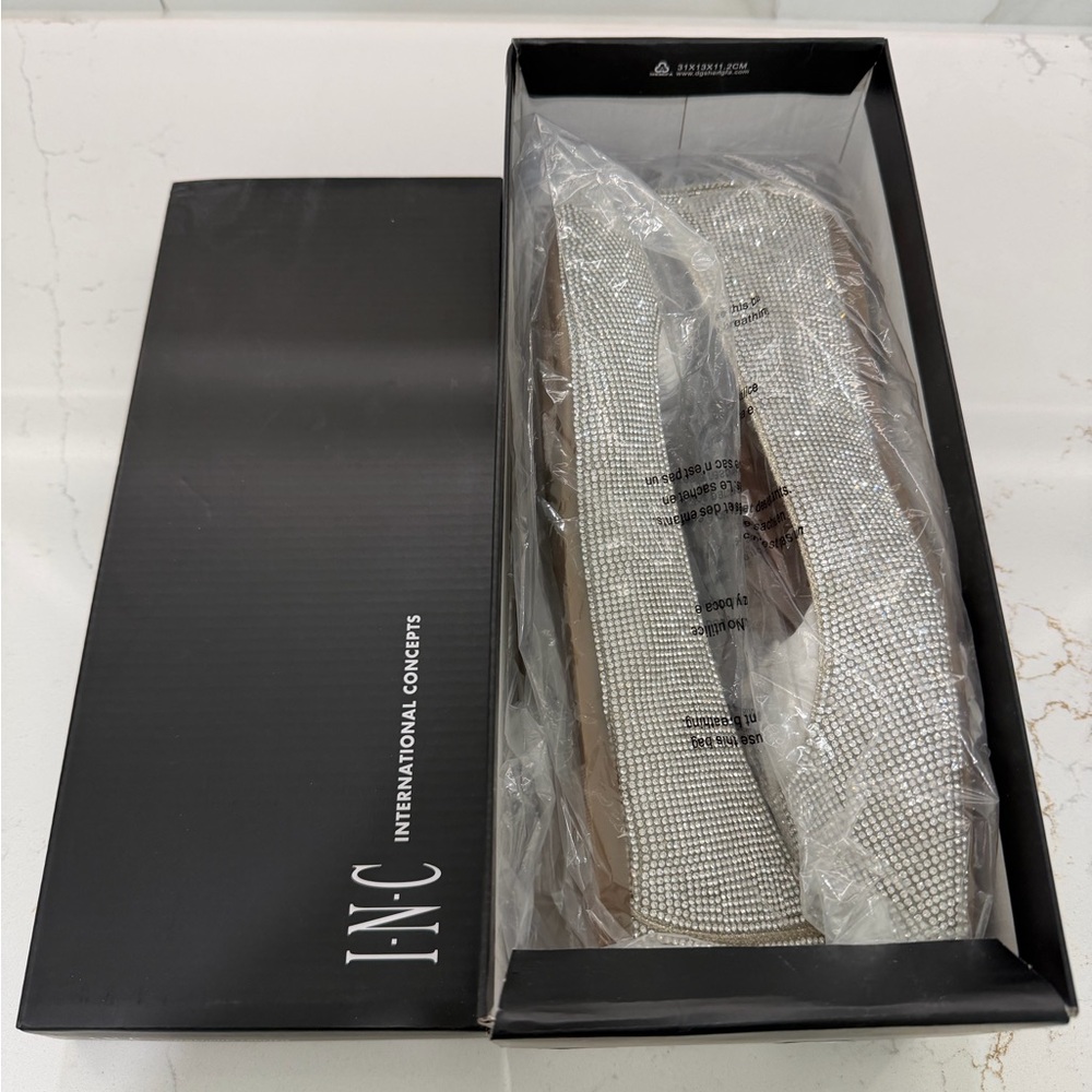 NEW ✨INC International Concepts Women's Sparkling Silver and Gold Tone Flats - Picture 8 of 8